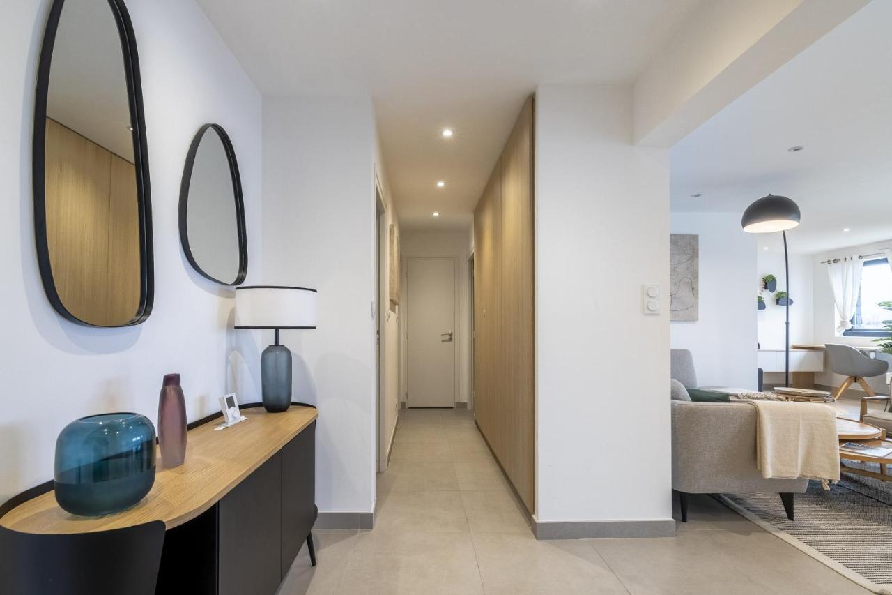 Grand Appartement De Standing Avec Terrasse Vue Port Au Centre De 瓦讷 外观 照片