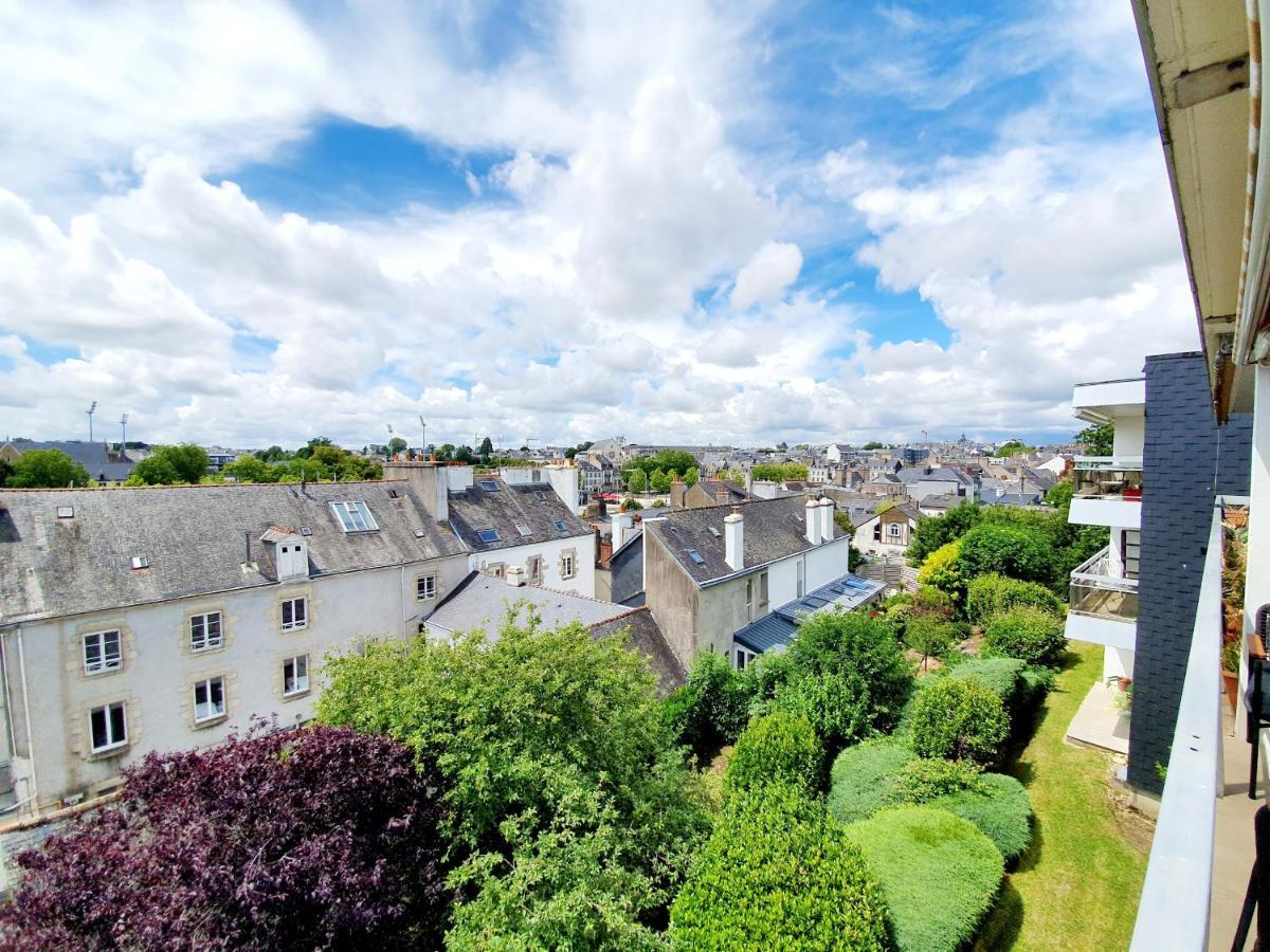 Grand Appartement De Standing Avec Terrasse Vue Port Au Centre De 瓦讷 外观 照片